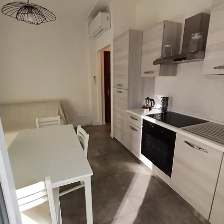 Brezza Marina * Пьетра-Лигуре