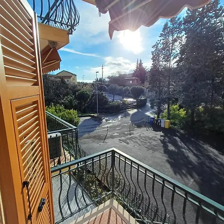 Brezza Marina Апартаменты